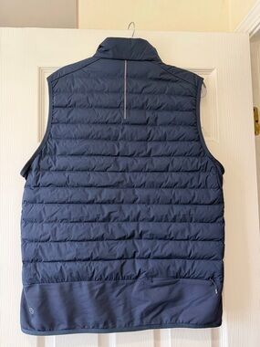 Men's Lululemon Navy Vest size medium